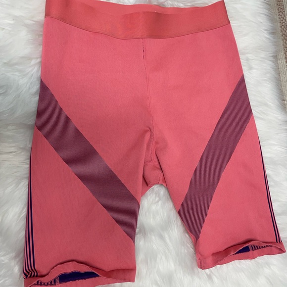 Fabletics Pants - | Fabletics | biker shorts. Size XL.